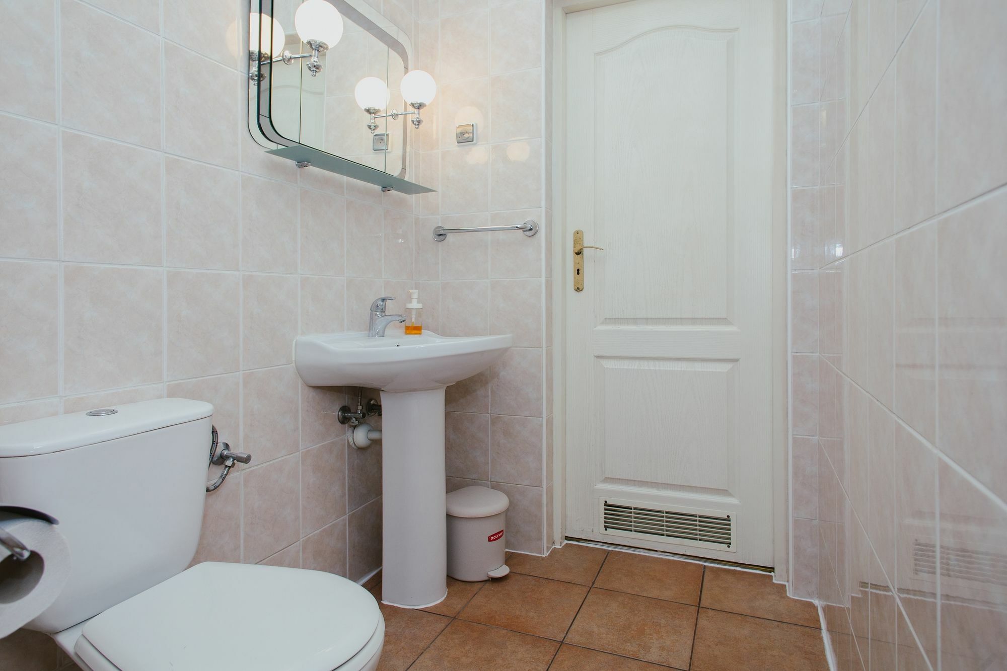 Lucka Rooms Warszawa Exteriör bild